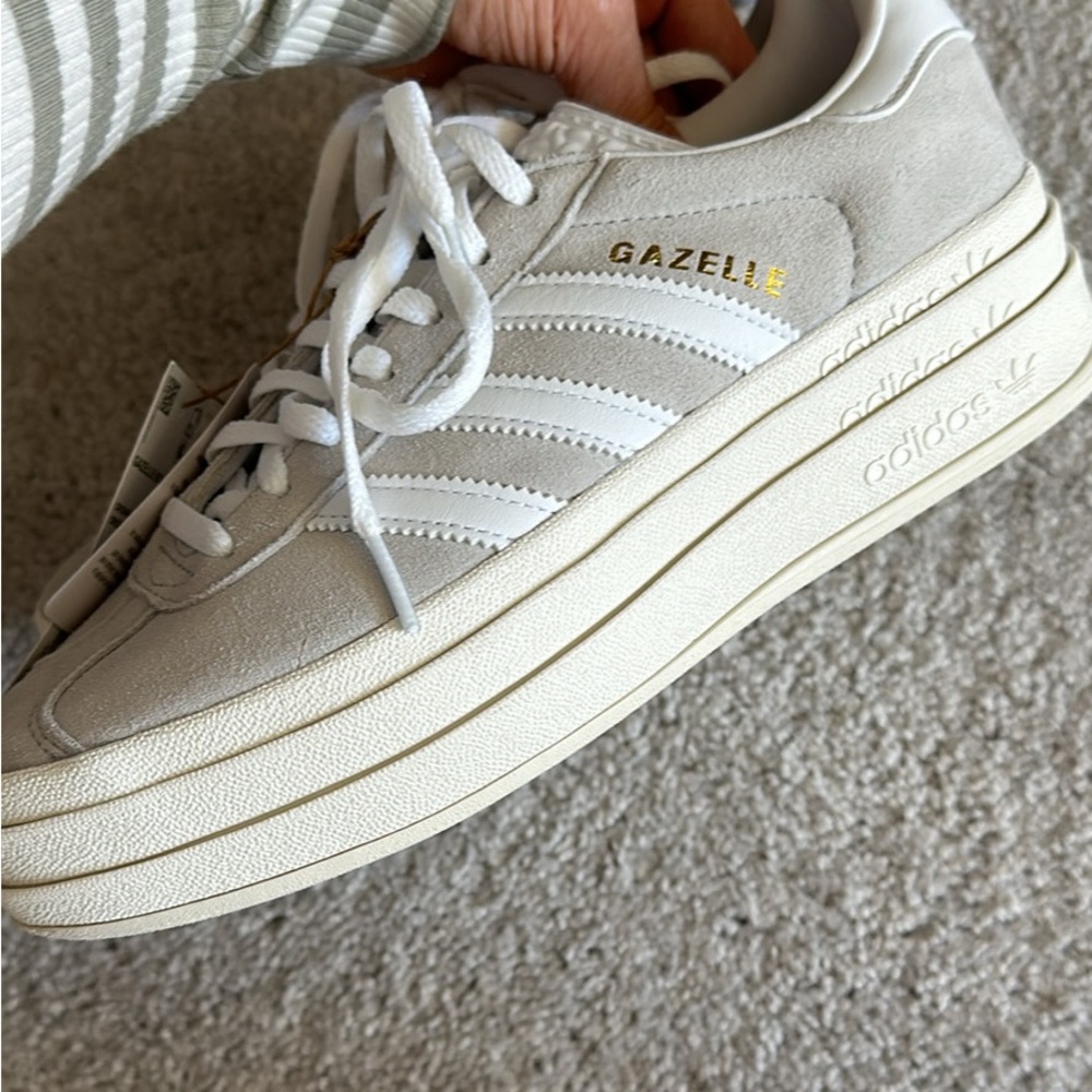 Grey & White Adidas Gazzelle Bold